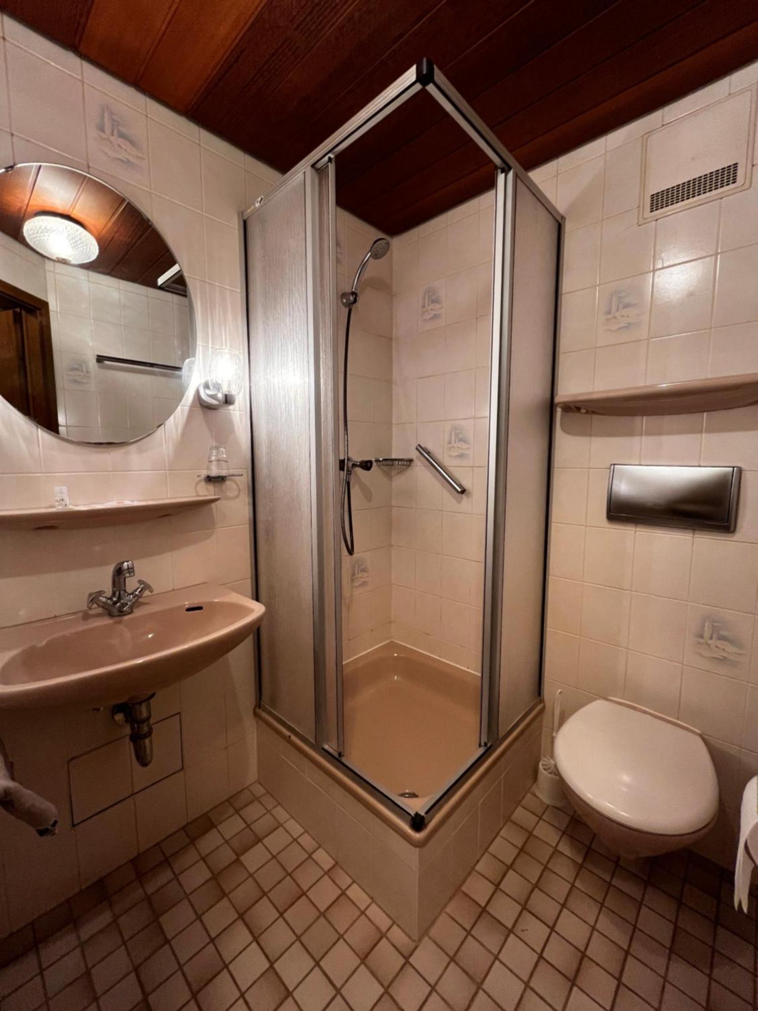 Hotel Zur Post Limburg Bad Camberg Hunfelden المظهر الخارجي الصورة