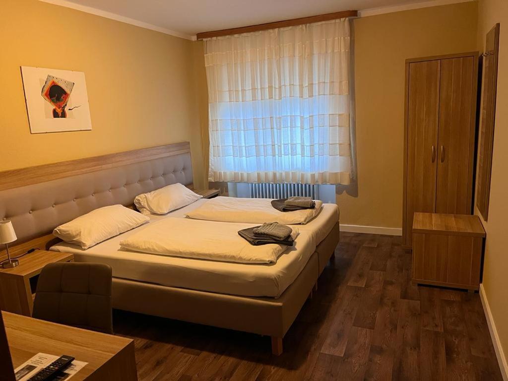 Hotel Zur Post Limburg Bad Camberg Hunfelden المظهر الخارجي الصورة